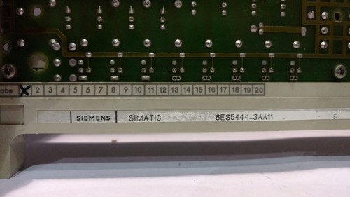 Modulo di uscita digitale Siemens 6ES5444-3AA11_6ES54443AA11_C79040-A0092-C242-02-85 - Foto 5 di 5