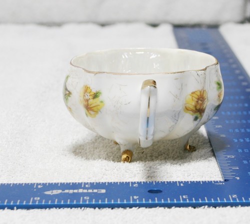 Vintage Iridescent China 3 Footed Scalloped Cup Yellow Flowers Gold - Picture 4 of 10