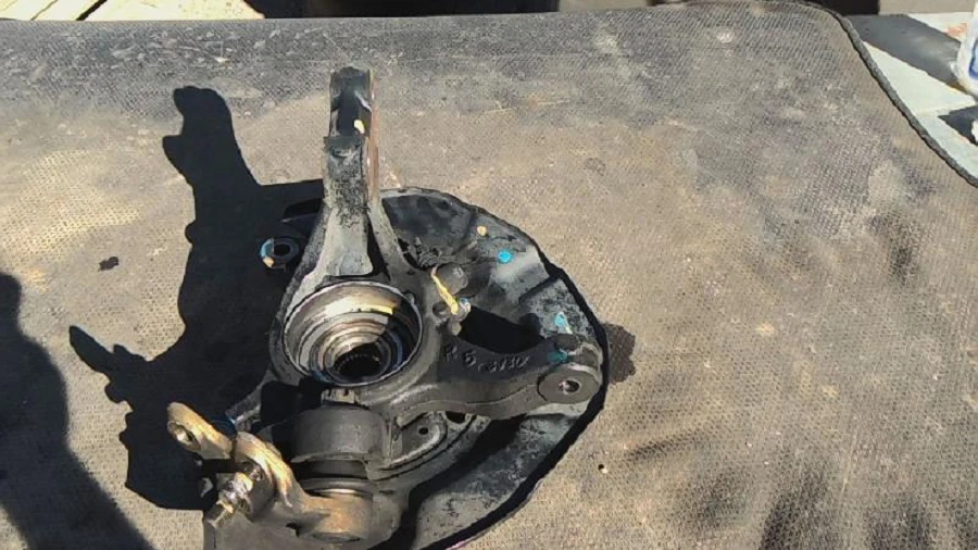 Lexus ES330 2004-2006 pasajero eje delantero derecho nudillo OEM Foto 3 de 4