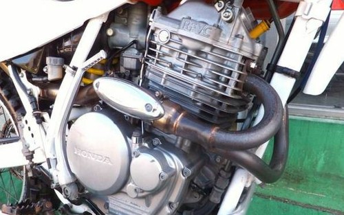 HONDA XR600R 1999 COVER OIL FILTER 11333-MN1-870 RIGHT CRANKCASE COVER genuine - Bild 1 von 1