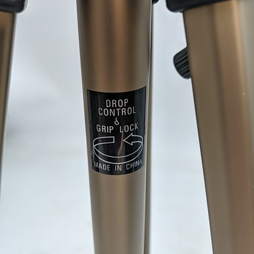 Vivitar Tripod v-2200 GX - Picture 6 of 8