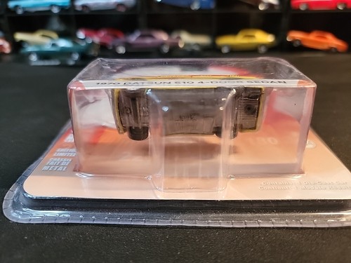 Greenlight Tokyo Torque 1972 Bre Datsun 510, 1970 Datsun 510 4-DR Sedan (ALOT 2) - Picture 13 of 21