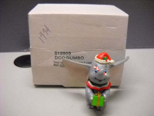 Disney's Dumbo Holding Candy Cane and Gift Early Moments Ornament 1994 013900 - Picture 1 of 12