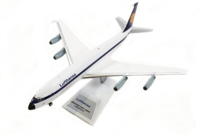 BOEING 707-430 LUFTHANSA REG: D-ABOB WITH STAND - JFOX