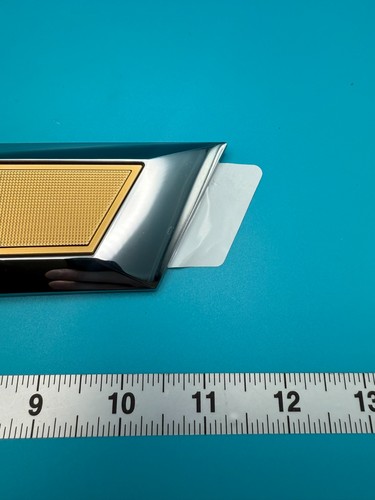 OEM 2014 - 2019 CHEVY SILVERADO TAILGATE EMBLEM GOLD BOW TIE 22786435 23463809 - Picture 6 of 6