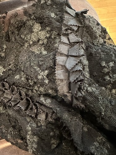 ETRO ITALY WOME’S LACE SEMI SHEER TOP LONG SLEEVES RUFFLE SZ 48 (US M) SLEETS - Picture 21 of 24