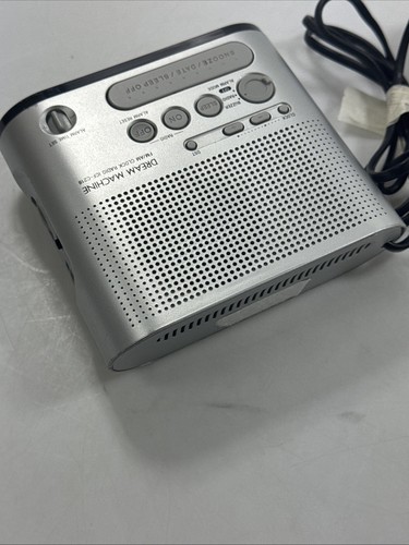 sony dream machine icf-c218 alarm clock radio - Picture 8 of 16