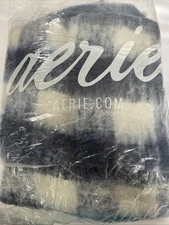 aerie blanket scarf Blue & White