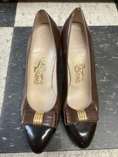 Vintage Salvatore Ferragamo Womens Brown Leather Pumps With Bow Detail Size 7