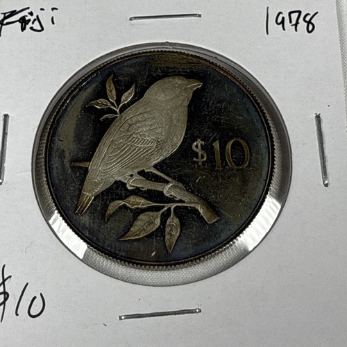 1978 Fiji 10 Dollars .925 Silver Proof Pink Billed Parrot Finch - Toned - Picture 3 of 6