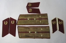 SOVIET MILITARY UNIFORM COLLAR TABS + SHOULDER BOARDS CAPTAIN of INTERNAL TROOPS