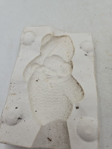 Vintage Schlicker Gießform einer Maus in einem Paar Fäustlingen - Bild 5 von 11