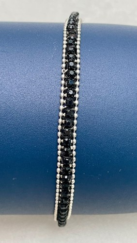 Elegante pulsera de diamantes de imitación negros con cadena de plata - Imagen 2 de 7