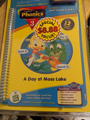 NEW Leap Frog LeapPad Lesson 3 Phonics Book & Cartridge Sealed A Day at MossLake - Picture 3 of 9