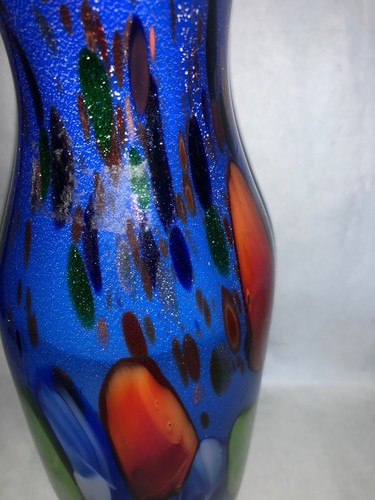 Vintage 16 1/2" Art Glass Blue Red Green Gold Sparkle Stretch Cased Vase LQQK - Bild 3 von 7