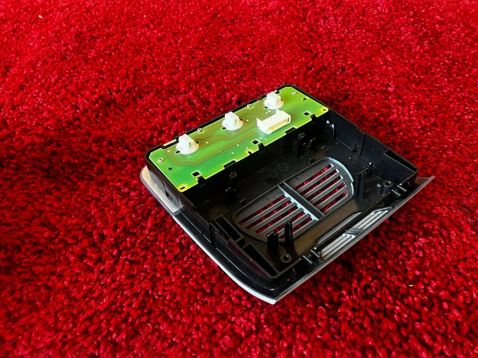 BMW E82 E90 E92 TRASERO CÚPULA LUZ DE LECTURA LÁMPARA GRIS OEM 118K/B Foto 4 de 4