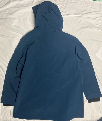 Pendleton Women's Hooded Wind Resistant Waterproof Rain jacket - Picture 5 of 15