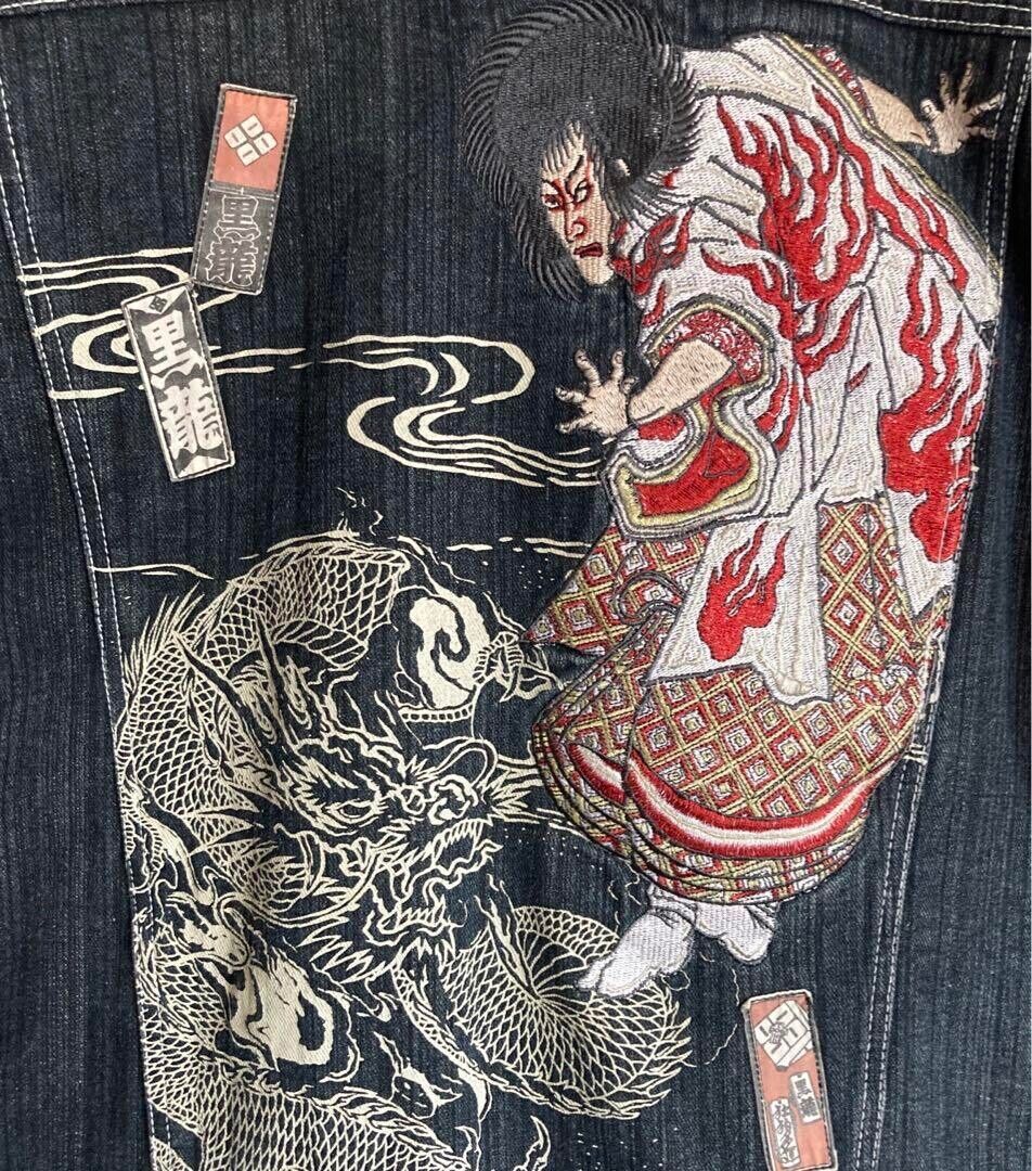vintage DogTown Size XL Japanese pattern ''kabuki'' denim vintage DogTown Size XL Japanese pattern ''kabuki'' denim