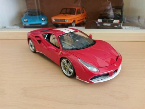 Modellini statici di auto da corsa Rally Burago Scala 1:18 Ferrari