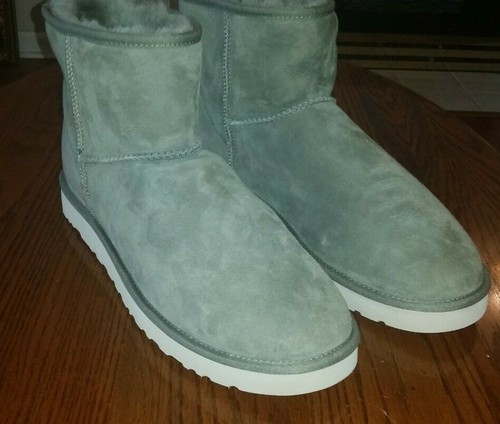 Stivali invernali UGG CLASSIC MINI pelle di pecora e camoscio verde muschio TG 17 1002072 nuovi senza scatola!! - Foto 2 di 6