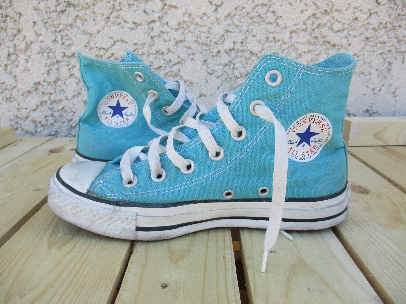 converse bleu