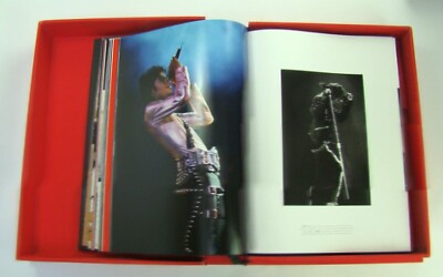 まつもOPUS社マイケルジャクソン　超特大写真集 The Official Michael Jackson Opus: Justyn Barnes Jordan