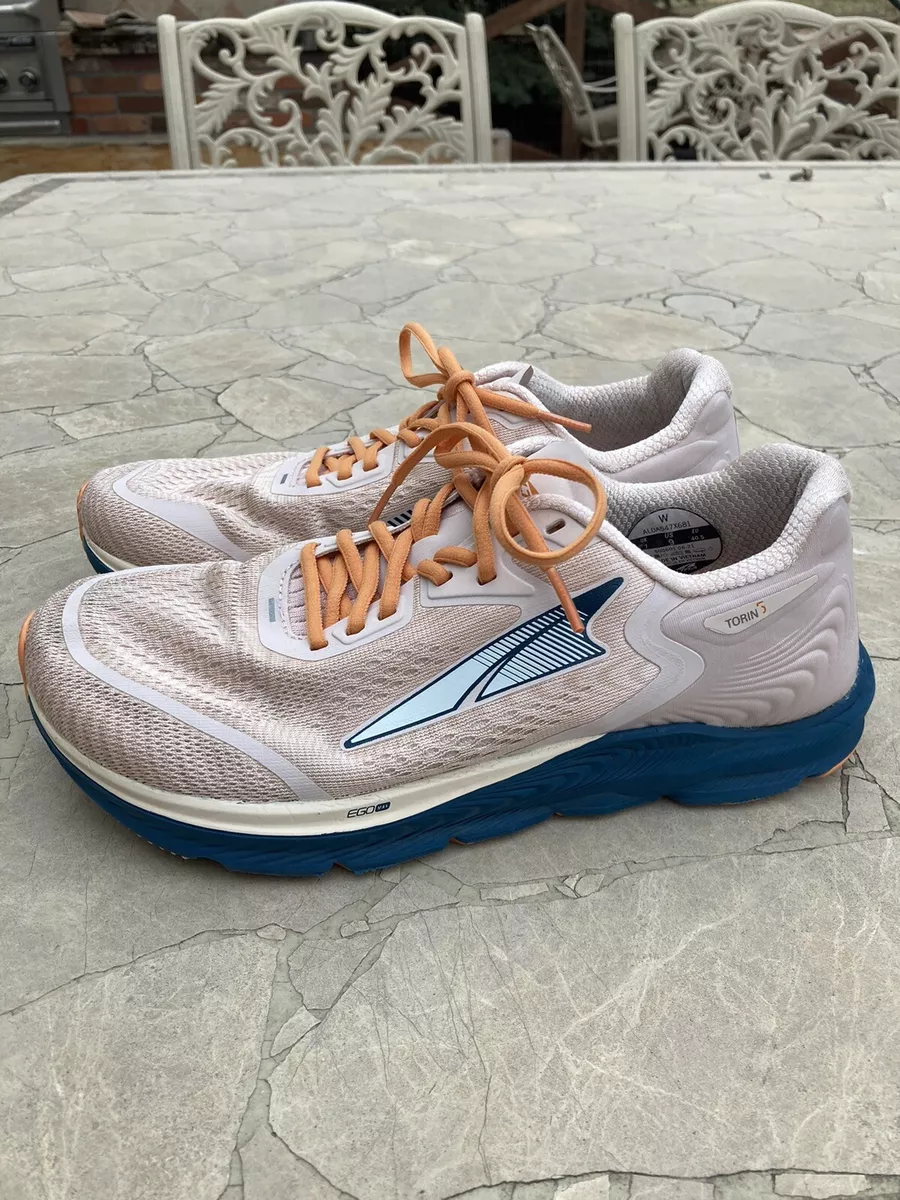 Dusty pink store running shoes
