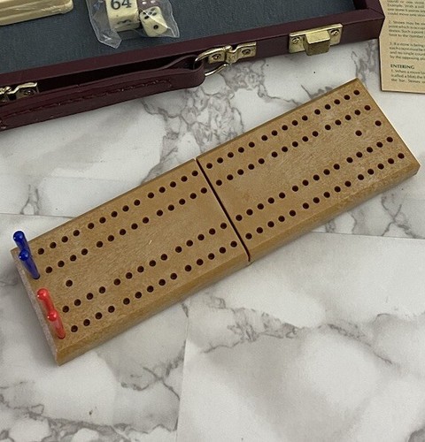 Travel Magnetic 6 Compendium of Games - Checkers, Chess, Dominos, Backgammon… - Picture 3 of 13