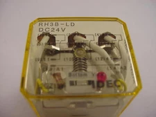 Idec RH3B-LD DC24V  Relay NEW  Ships on the Same Day of the Purchase