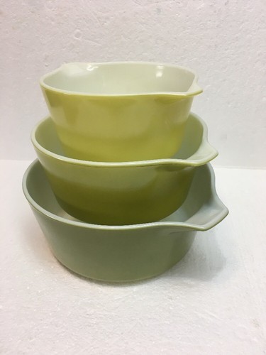 Vintage Pyrex Casserole Bowls Green - 475-B, 474-B, 473 - Nesting Bowls - Picture 5 of 9