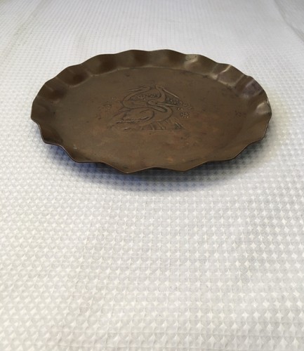 Vintage Decorative Copper Pie Pan W/Embossed Cranes & Ruffled Edge: 7.5” - Picture 3 of 4