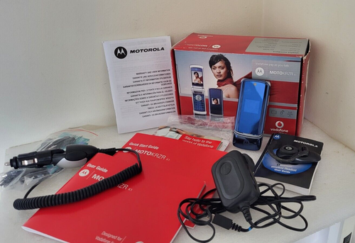 Motorola KRZR K1 Klapphandy blau verpackt mit Zubehör Ersatzteile oder Reparatur