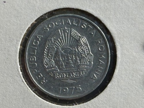 1975 Romania - 15 Bani Coin - ME2330 - Picture 3 of 3