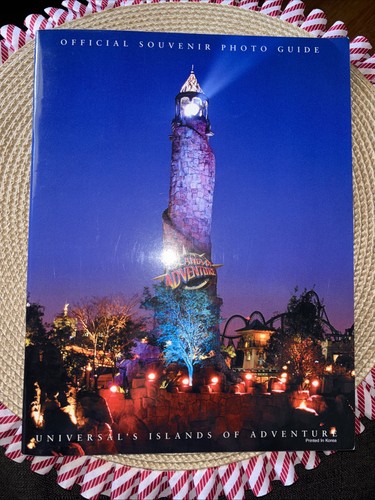 2001 Universal Studios / Islands of Adventure Souvenir Photo Guide, Double Sided