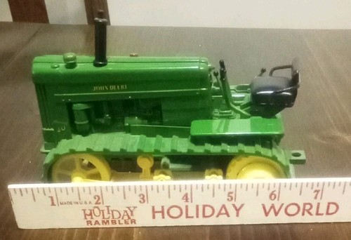 VINTAGE DIECAST ERTL JOHN DEERE 40 CRAWLER TRACTOR FARM TOY 1/16 SCALE - Picture 3 of 10