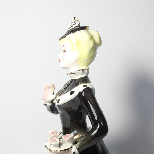Vintage viktorianische Dame in schwarzem Kleid/mit Blumenstrauß 8 1/4" groß Keramikfigur #F224 - Bild 5 von 18