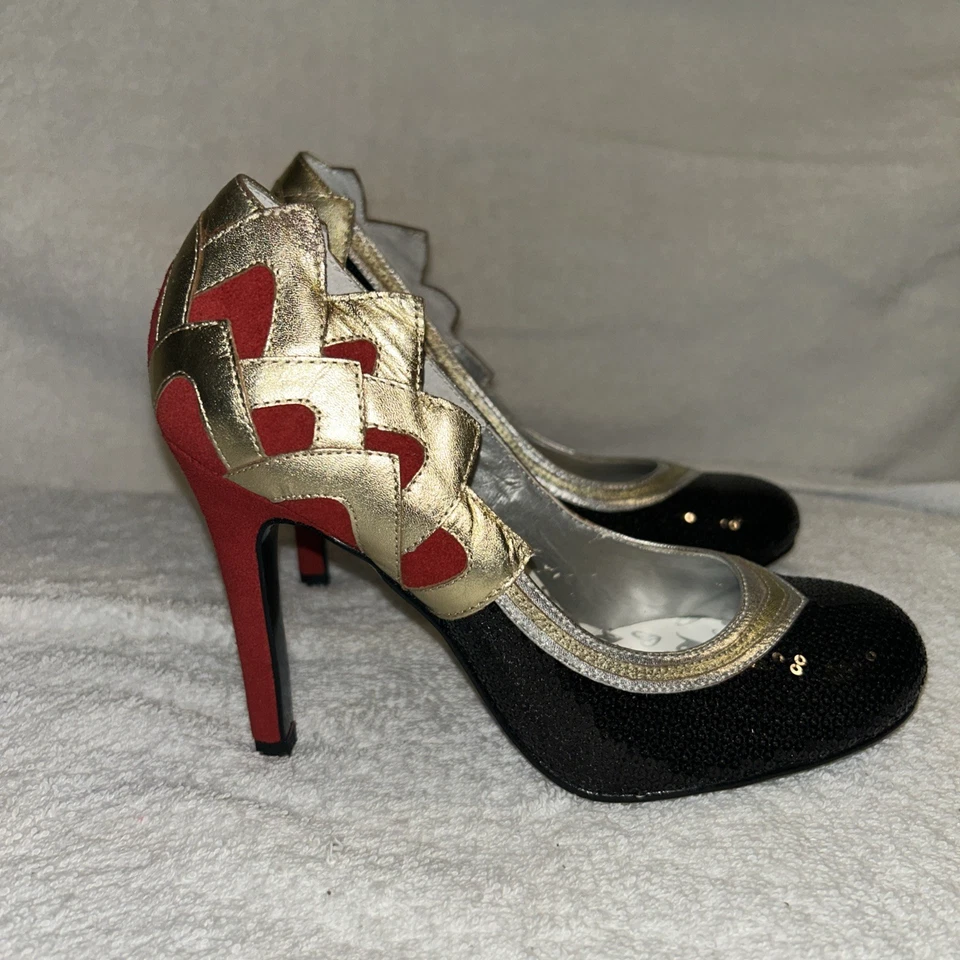 Oh…Deer! Woman’s Sequin Multi-texture Pump,SZ: 6M, Preowned, Blk, Red Suede,Gold - Image 2 of 4