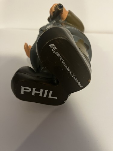 2013 Duck Dynasty Gnome TV Show Collectible “PHIL” - Picture 4 of 9