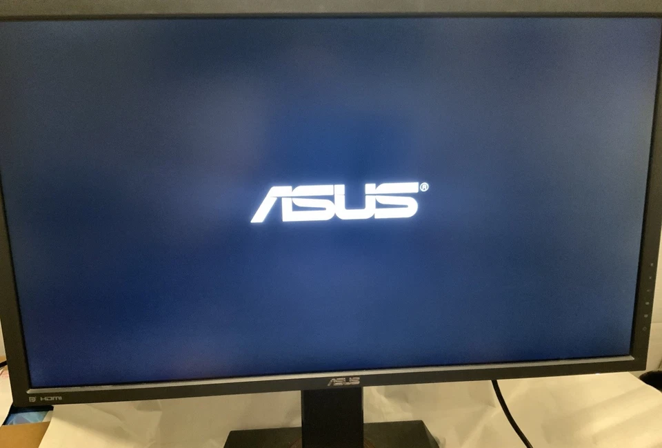 ASUS MG28UQ 4K/UHD 28-Inch FreeSync Gaming Monitor,Black - Image 2 of 4