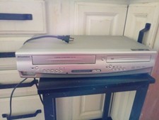 Sylvania DV220SL8 DVD VCR Combo Recorder Player 4 Head Tested Working No Remote