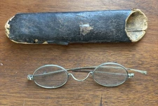 Antique Vintage Very Thin Wire Rim Glasses In Original Hard Leather Case