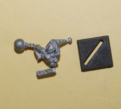 Warhammer - Orks & Goblins - Classic Metal Goblin Fanatic - 1992 #C