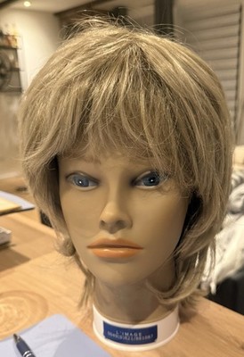 Belle Madame Perücke Damen, Kunsthaar, Blond