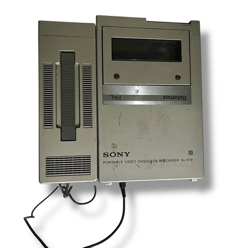 Sony Betamax SL-F1E + AC-F1E PAL – Videoregistratore Portatile Vintage  - Picture 6 of 8