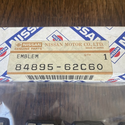 Original Nissan Sunny N14 Sunny Y10 Emblem Hecktür 84895-62C60 - Bild 4 von 5