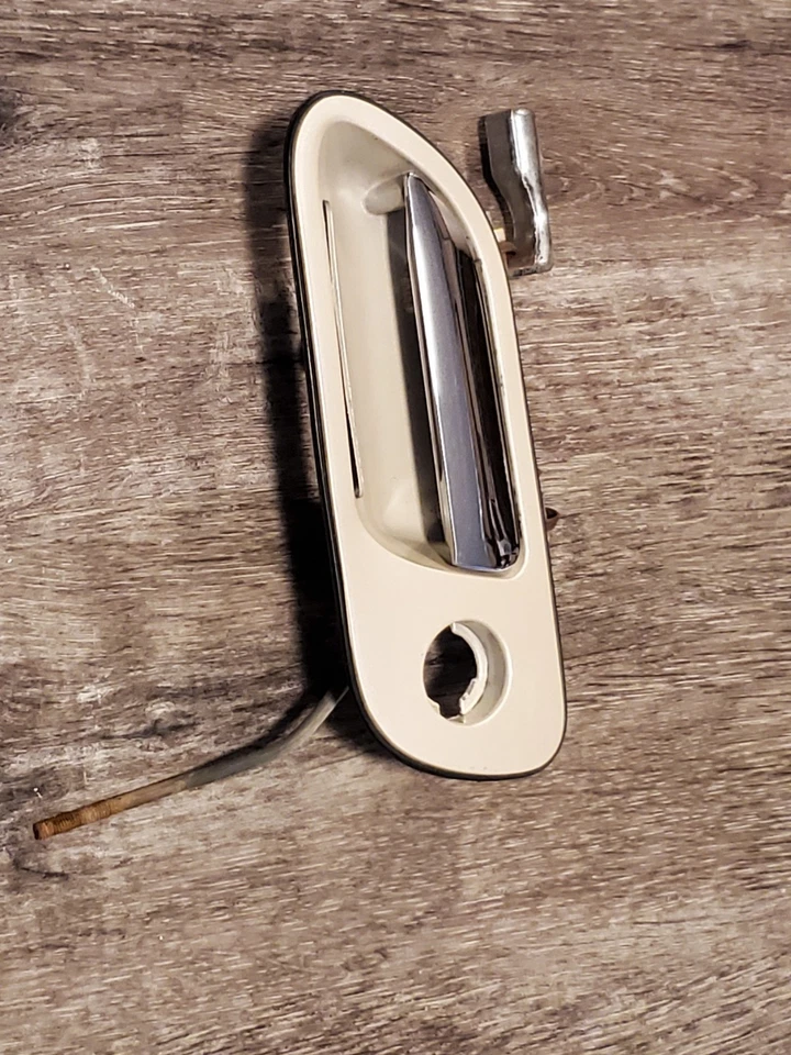 1992-2002 Lincoln Continental  Driver LH Front Door Handle HC Ivory Parchment Foto 2 de 4
