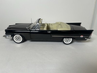 ミニカー ERTL Collectibles 1/18 1957 Chrysler300C ERTL 1/18 Scale Diecast 39308 - 1957 Chrysler 300C - Orange