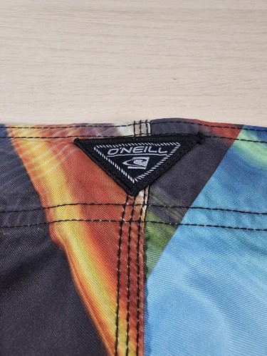 O'Neill Board Shorts Multicolour Stripe Design Embroidered Spellout Size 28W - 第 10/10 張圖片