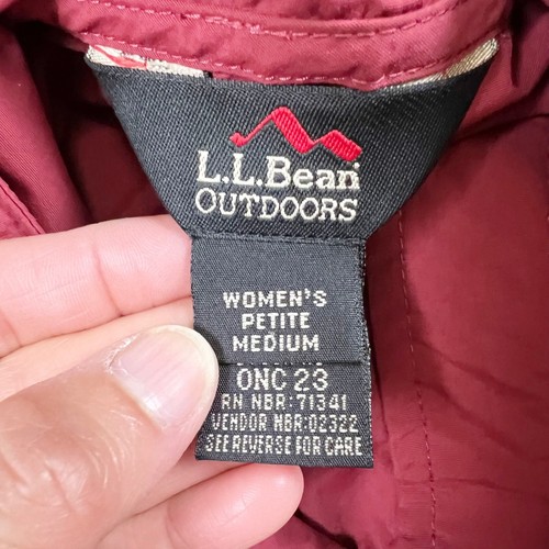 LL Bean Outdoors Womens Maroon Nylon Windbreaker Hooded Jacket Self Packing, PM - Picture 7 of 14