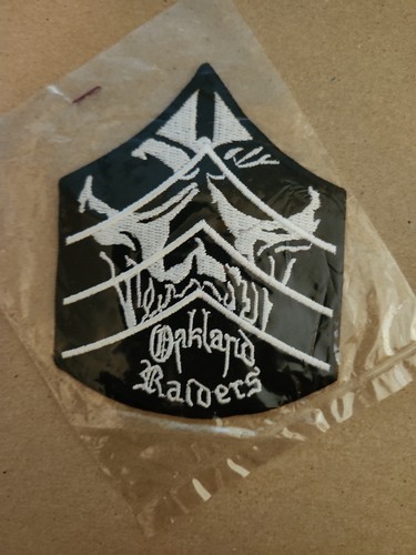 Extremely Rare Oakland Raiders patch - Picture 3 of 3